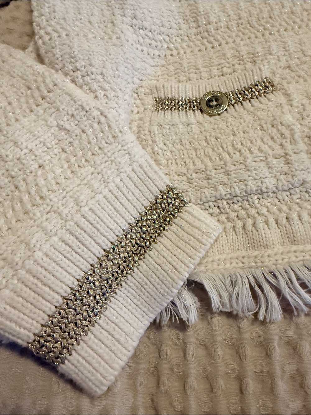 Lilly Pulitzer Women’s Cream Fringe Knit Cardigan with Metallic Trim - Picture 4 of 4